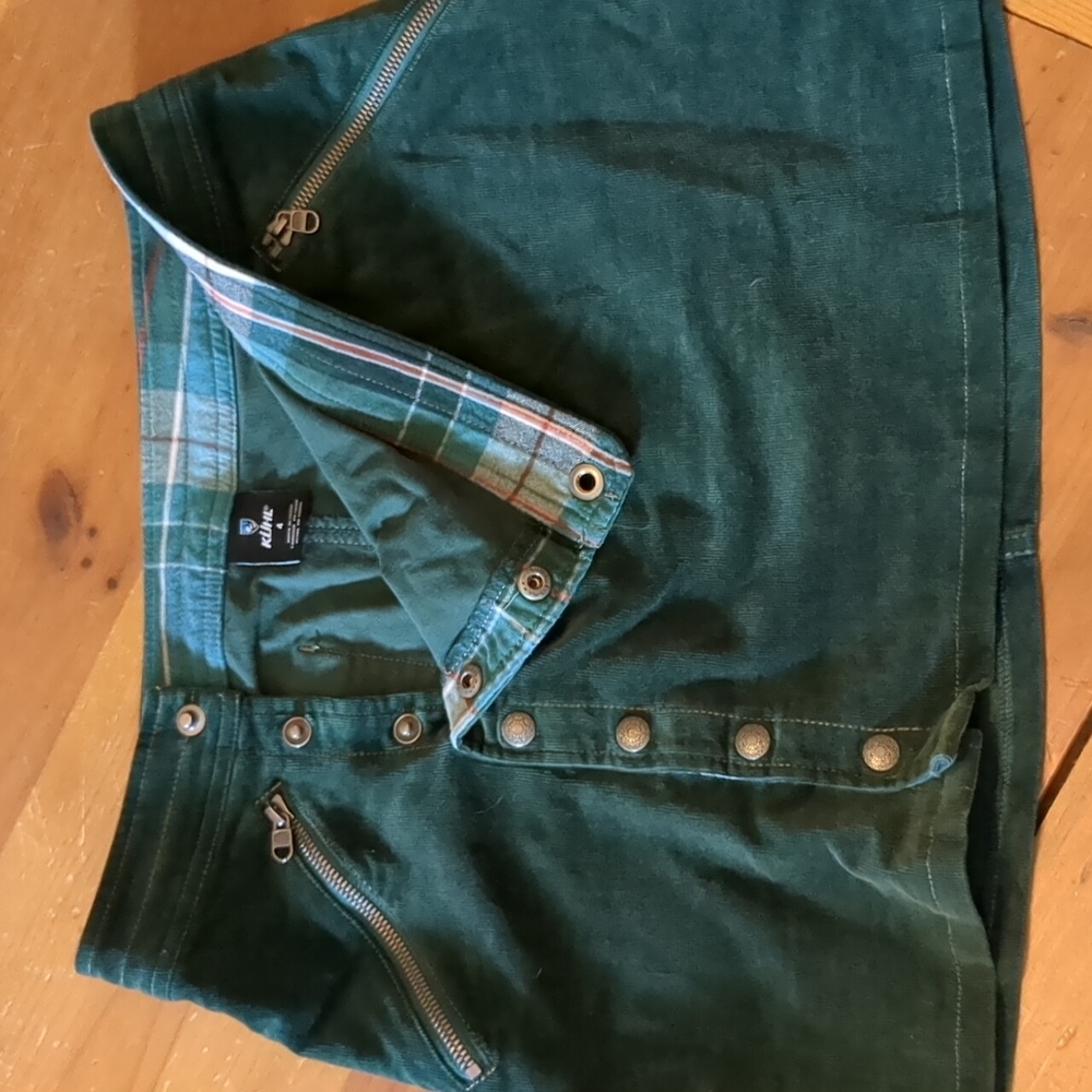 Kuhl short suede skirt